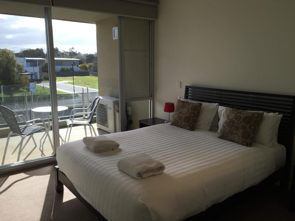 Onshore Torquay Oda fotoğraf